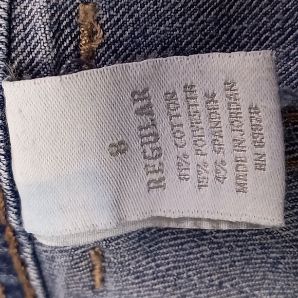 Charter Club Slimming Classic Narrow Leg Blue Jeans Size 8 Reg - Picture 15 of 16